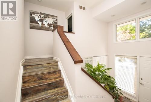 39 Ski Valley Crescent, London, ON - Indoor Photo Showing Other Room