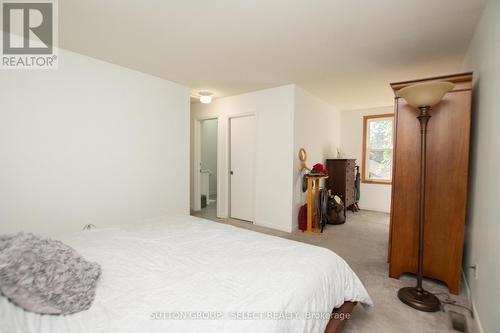 39 Ski Valley Crescent, London, ON - Indoor Photo Showing Bedroom