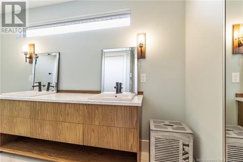 437 Maplehurst Drive, Moncton, NB - Indoor Photo Showing Bathroom