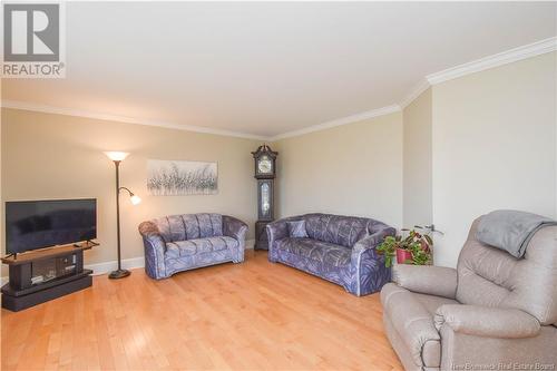 814 113 Route, Inkerman, NB - Indoor Photo Showing Living Room