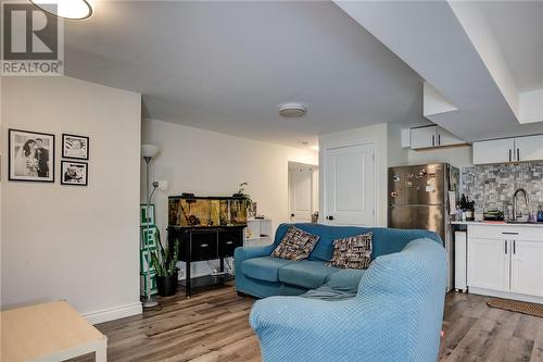 51 Su Kittling Ridge Court, Sudbury, ON - Indoor Photo Showing Living Room