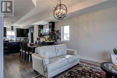 51 Su Kittling Ridge Court, Sudbury, ON - Indoor Photo Showing Living Room