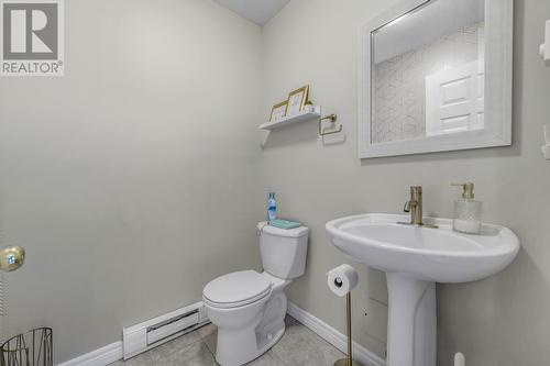 15 Cloudberry Drive, Paradise, NL - Indoor Photo Showing Bathroom