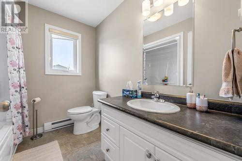 15 Cloudberry Drive, Paradise, NL - Indoor Photo Showing Bathroom