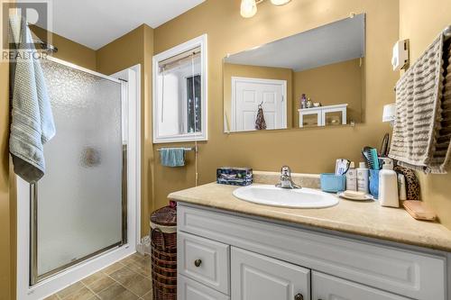 15 Cloudberry Drive, Paradise, NL - Indoor Photo Showing Bathroom