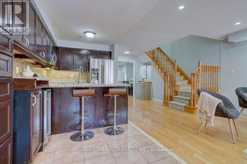 2037 Bur Oak Avenue, Markham (Greensborough), ON - Indoor Photo Showing Kitchen With Upgraded Kitchen