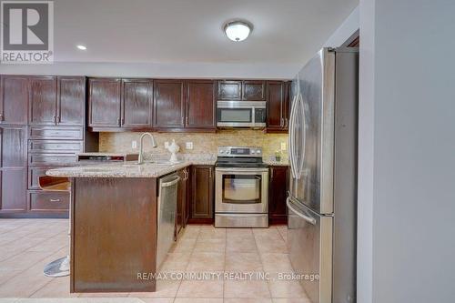 2037 Bur Oak Avenue, Markham (Greensborough), ON - Indoor Photo Showing Kitchen With Upgraded Kitchen