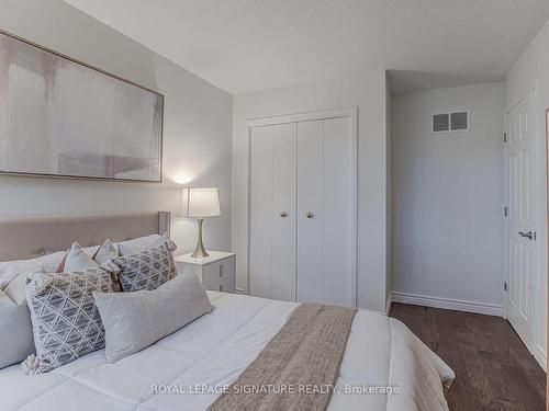 17-296 Torresdale Ave, Toronto, ON - Indoor Photo Showing Bedroom