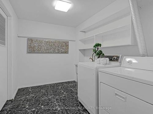 17-296 Torresdale Ave, Toronto, ON - Indoor Photo Showing Laundry Room