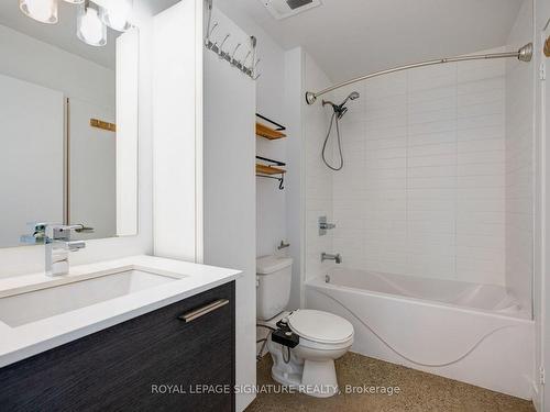 723-510 King St E, Toronto, ON - Indoor Photo Showing Bathroom