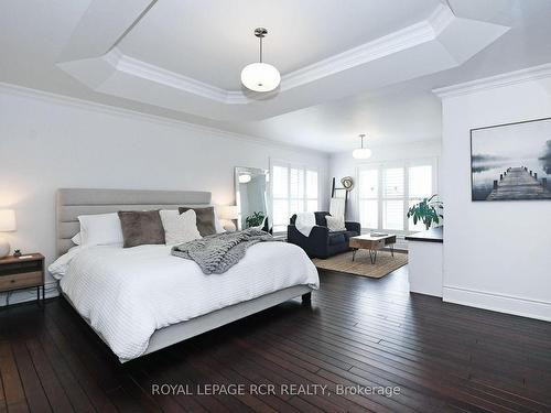 100 Woodland Hills Blvd, Aurora, ON - Indoor Photo Showing Bedroom