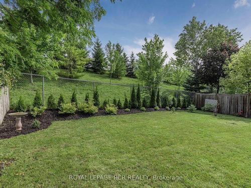 33 Prince Of Wales Dr, Barrie, ON - Outdoor