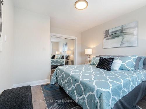 38A-830 Westlock Rd, Mississauga, ON - Indoor Photo Showing Bedroom