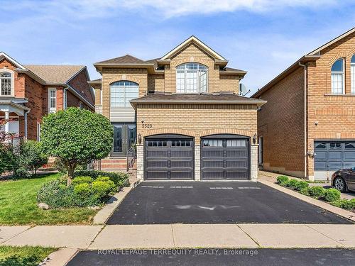 5529 Heatherleigh Ave, Mississauga, ON - Outdoor With Facade