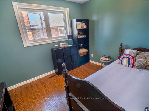 12 Roseville Dr, Brampton, ON - Indoor Photo Showing Bedroom