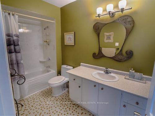 12 Roseville Dr, Brampton, ON - Indoor Photo Showing Bathroom