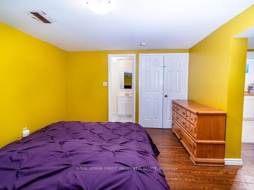 12 Roseville Dr, Brampton, ON - Indoor Photo Showing Bedroom