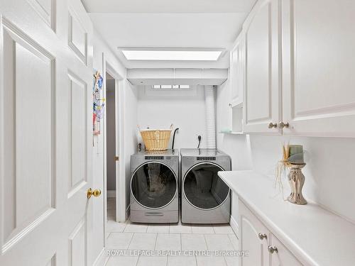 3475 Chartrand Cres, Mississauga, ON - Indoor Photo Showing Laundry Room