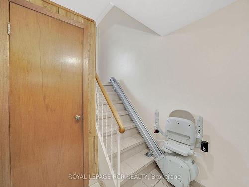 25 Yelland St, Toronto, ON - Indoor Photo Showing Other Room