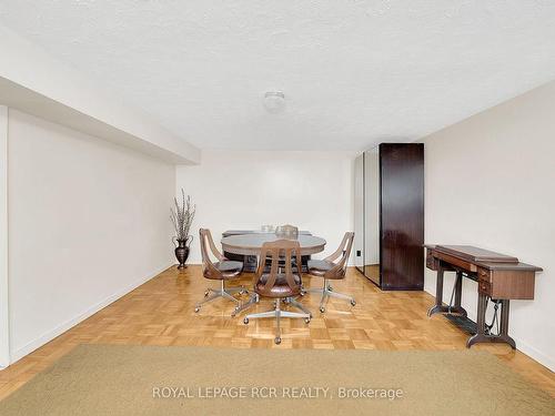 25 Yelland St, Toronto, ON - Indoor Photo Showing Dining Room