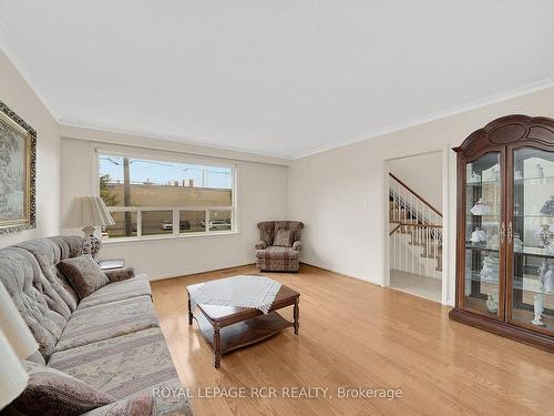 25 Yelland St, Toronto, ON - Indoor Photo Showing Living Room