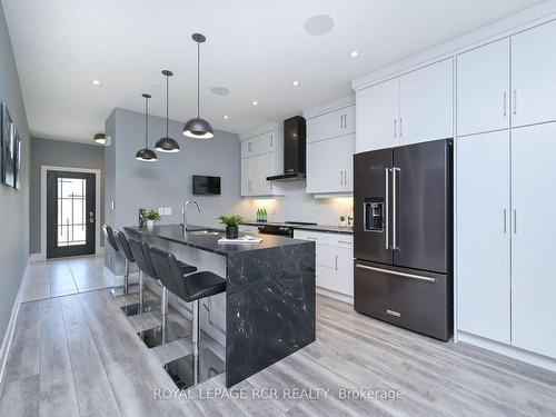 19 Dover Lane, Centre Wellington, ON - Indoor Photo Showing Kitchen With Stainless Steel Kitchen With Upgraded Kitchen