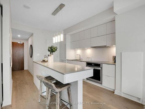 1501-101 Queen St, Ottawa, ON - Indoor Photo Showing Kitchen