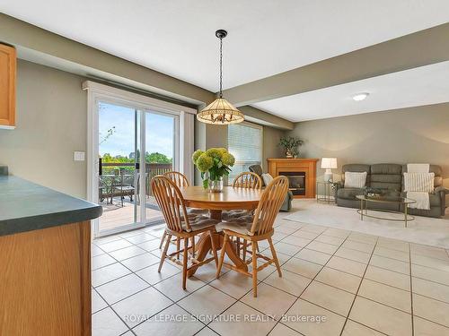 227 Farley Dr, Guelph, ON - Indoor Photo Showing Dining Room