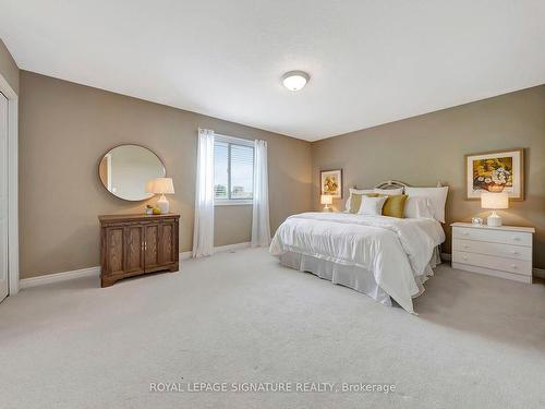 227 Farley Dr, Guelph, ON - Indoor Photo Showing Bedroom