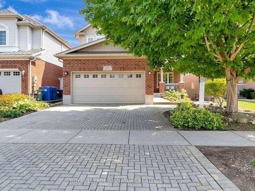 227 Farley Dr, Guelph, ON - Outdoor