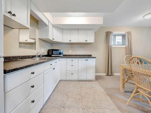 227 Farley Dr, Guelph, ON - Indoor Photo Showing Kitchen With Double Sink