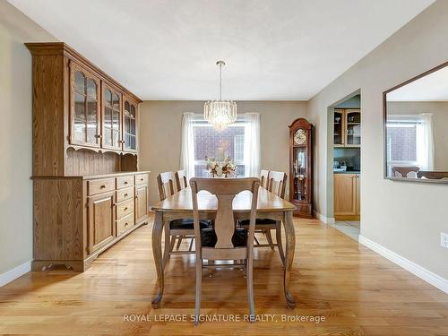 227 Farley Dr, Guelph, ON - Indoor Photo Showing Dining Room