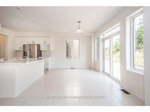 88 Garland Ave, Cambridge, ON - Indoor Photo Showing Other Room