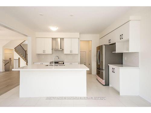 88 Garland Ave, Cambridge, ON - Indoor Photo Showing Kitchen