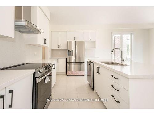 88 Garland Ave, Cambridge, ON - Indoor Photo Showing Kitchen With Double Sink With Upgraded Kitchen