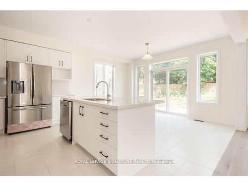 88 Garland Ave, Cambridge, ON - Indoor Photo Showing Kitchen