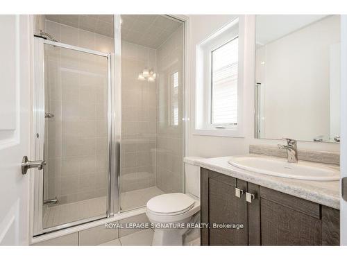 88 Garland Ave, Cambridge, ON - Indoor Photo Showing Bathroom