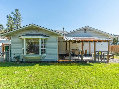 3566 Pine Grove Place, Kamloops, BC - Outdoor