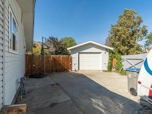 3566 Pine Grove Place, Kamloops, BC - Outdoor With Exterior