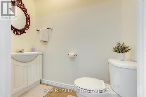 220 Chambers Avenue, Toronto (Keelesdale-Eglinton West), ON - Indoor Photo Showing Bathroom