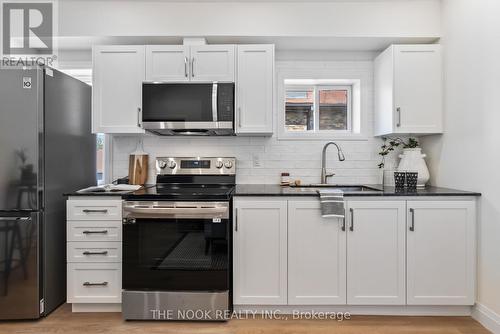 44 Colborne Street E, Oshawa (O'Neill), ON - Indoor Photo Showing Kitchen With Upgraded Kitchen