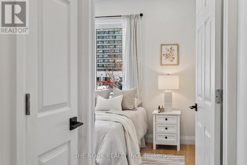 44 Colborne Street E, Oshawa (O'Neill), ON - Indoor Photo Showing Bedroom