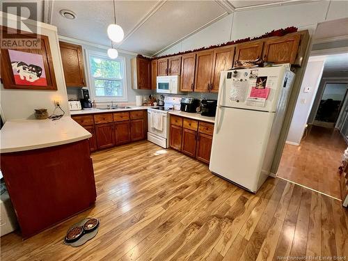 118 Weisner Road, Moncton, NB - Indoor Photo Showing Kitchen With Double Sink