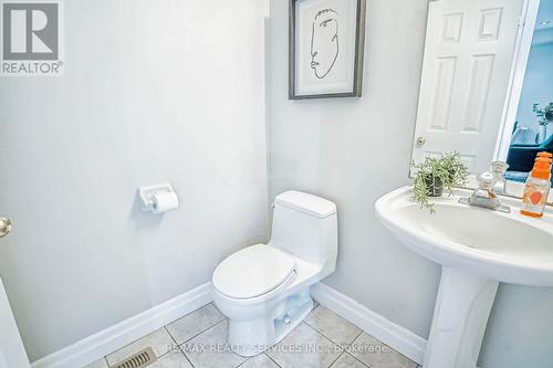 129 Russell Street, Halton Hills (Georgetown), ON - Indoor Photo Showing Bathroom