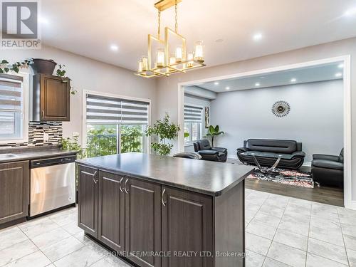 189 Werry Avenue, Southgate, ON - Indoor Photo Showing Kitchen