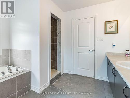 189 Werry Avenue, Southgate, ON - Indoor Photo Showing Bathroom