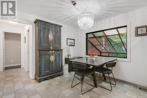 20 Wildan Drive, Hamilton, ON - Indoor Photo Showing Dining Room