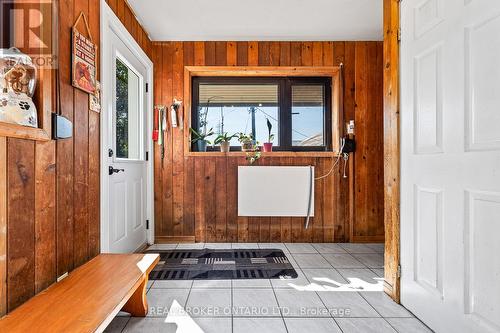 343101 15 Side Road, Amaranth, ON - Indoor Photo Showing Other Room