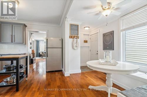 3 Nightingale Street, Hamilton (Landsdale), ON - Indoor Photo Showing Kitchen