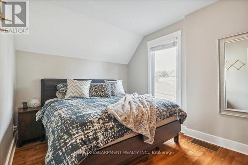 3 Nightingale Street, Hamilton, ON - Indoor Photo Showing Bedroom